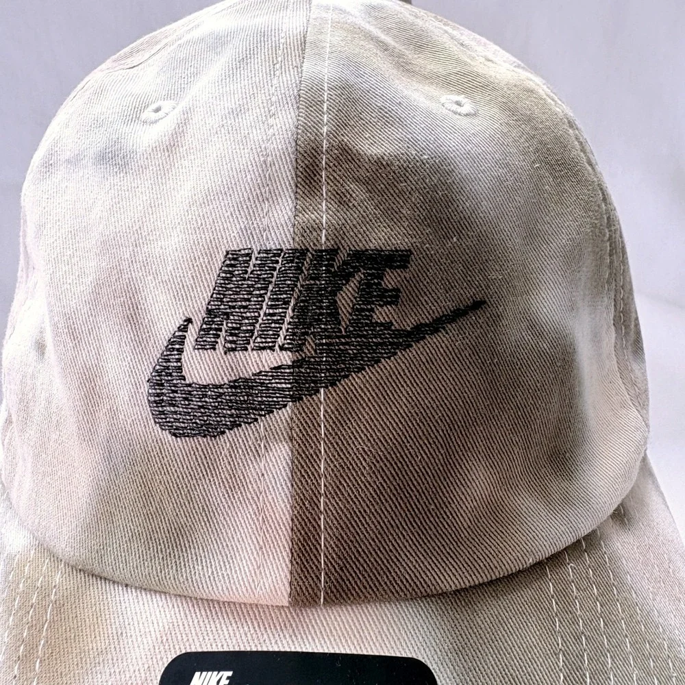 Nike Club Cap‎ Khaki Tie Dye Cloud Wash Futura Logo Adjustable Dad Hat